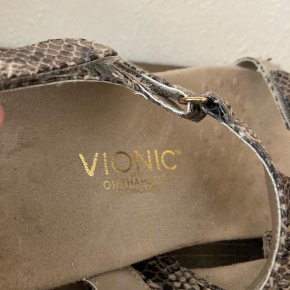 Vionic Giorgina Womens Snakeskin Pattern T-Strap Slingback Summer Sandals Size 7 - Picture 4 of 8